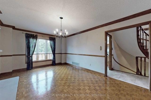 20 Ivory Crt, House detached with 4 bedrooms, 4 bathrooms and 4 parking in Vaughan ON | Image 3