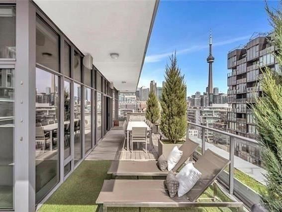 Ph2 - 650 King St W, Condo with 2 bedrooms, 2 bathrooms and 2 parking in Toronto ON | Image 4