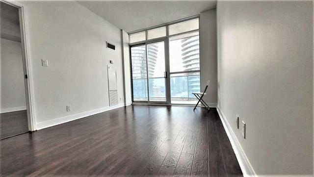 2307 - 80 Absolute Ave, Condo with 2 bedrooms, 2 bathrooms and 1 parking in Mississauga ON | Image 6