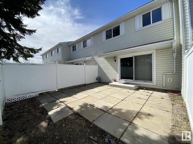 11356 139 Av Nw, House attached with 3 bedrooms, 1 bathrooms and 1 parking in Edmonton AB | Image 28