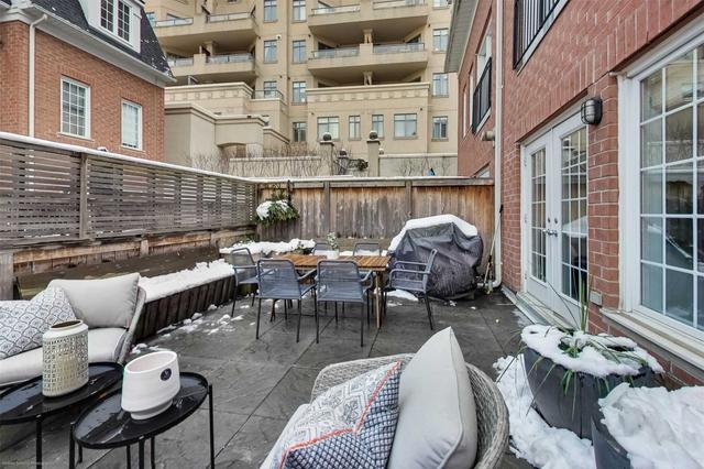 12 - 11 Niagara St, Townhouse with 2 bedrooms, 2 bathrooms and 1 parking in Toronto ON | Image 27