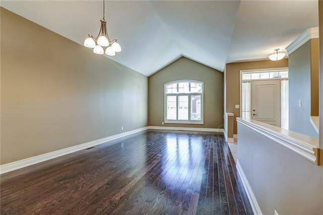 4 Crimson Dr, Townhouse with 2 bedrooms, 3 bathrooms and 1 parking in Niagara on the Lake ON | Image 5