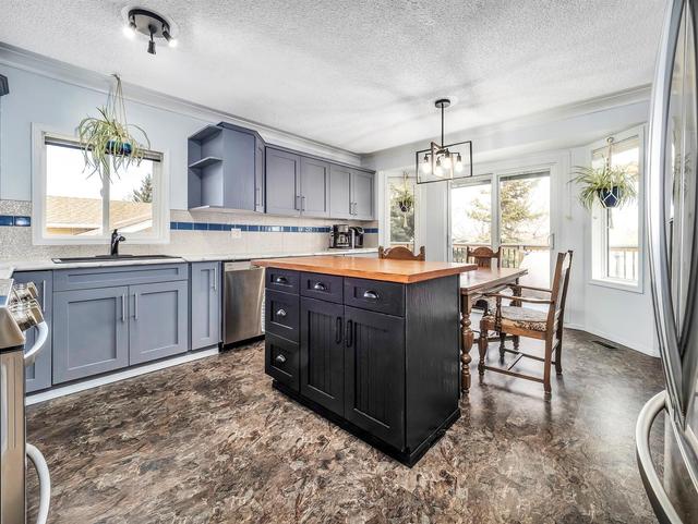 586 Thistle Crescent, House detached with 4 bedrooms, 3 bathrooms and 4 parking in Improvement District No.  4 Waterton AB | Image 24