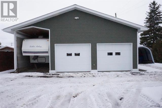 156 Haliburton Ave W, House detached with 3 bedrooms, 2 bathrooms and null parking in Temiskaming Shores ON | Image 36