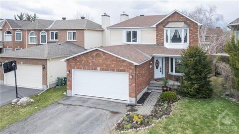 1599 Blohm Drive, House detached with 3 bedrooms, 3 bathrooms and 6 parking in Ottawa ON | Card Image