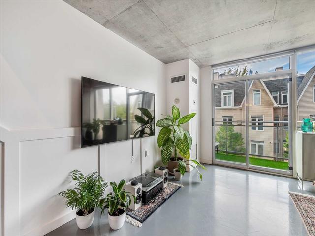 318 - 954 King St W, Condo with 1 bedrooms, 2 bathrooms and 1 parking in Toronto ON | Image 5