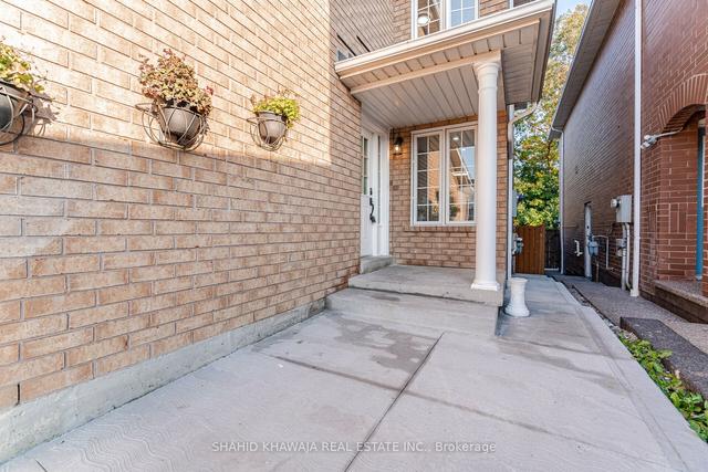 1188 Prestonwood Cres, House semidetached with 3 bedrooms, 4 bathrooms and 3 parking in Mississauga ON | Image 23