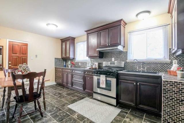 74 Fletcherdon Cres, House detached with 3 bedrooms, 1 bathrooms and 6 parking in Toronto ON | Image 20