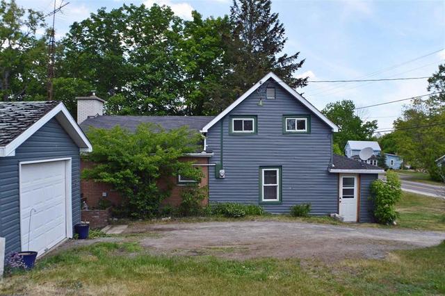 11545 County Road 38, House detached with 2 bedrooms, 2 bathrooms and 3 parking in Central Frontenac ON | Image 5
