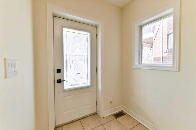 main - 713 Vaughan Rd, House detached with 3 bedrooms, 2 bathrooms and 3 parking in Toronto ON | Image 2