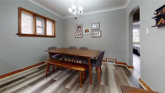 83 Twenty Seventh St, House detached with 2 bedrooms, 2 bathrooms and 3 parking in Toronto ON | Image 10