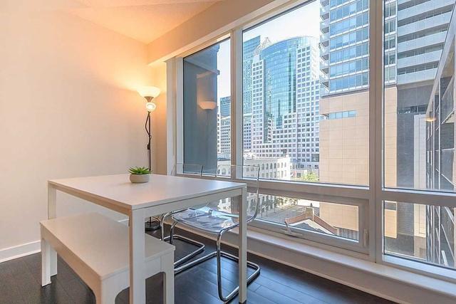 709 - 295 Adelaide St W, Condo with 1 bedrooms, 1 bathrooms and 0 parking in Toronto ON | Image 8