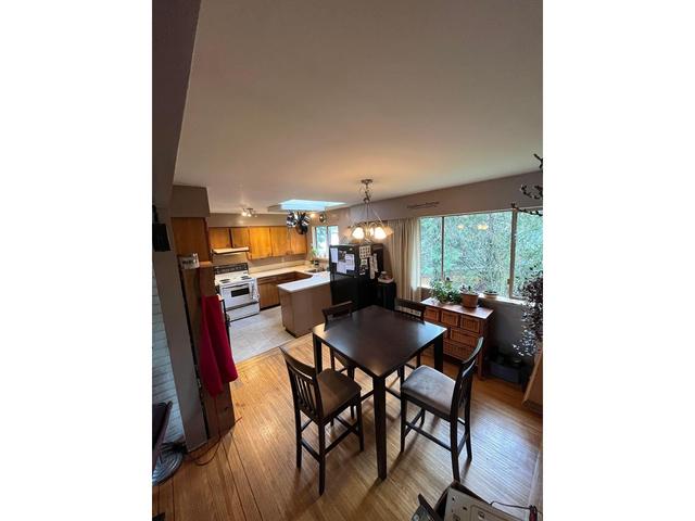 1706 Oughton Drive, House detached with 4 bedrooms, 2 bathrooms and null parking in Port Coquitlam BC | Image 11