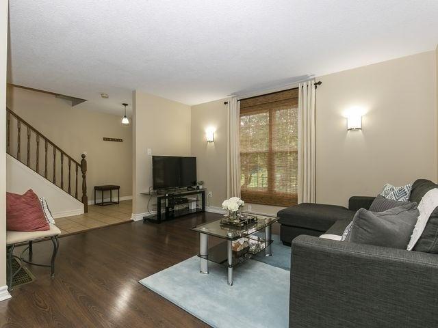 85 - 6650 Falconer Dr, Townhouse with 3 bedrooms, 2 bathrooms and 1 parking in Mississauga ON | Image 3