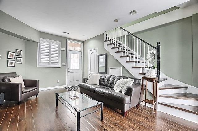 125 Hall St, Townhouse with 3 bedrooms, 3 bathrooms and 1 parking in Richmond Hill ON | Image 3