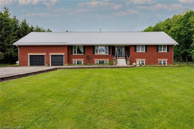 9534 Sideroad 3, House detached with 6 bedrooms, 4 bathrooms and 8 parking in Wellington North ON | Image 1