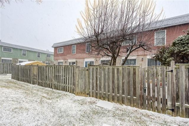 21 - 39 Huntsville St, Townhouse with 3 bedrooms, 2 bathrooms and 3 parking in Hamilton ON | Image 31