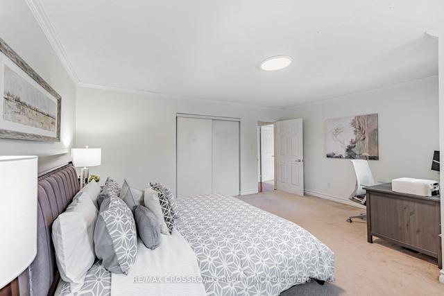 80 Bowler St, House attached with 3 bedrooms, 4 bathrooms and 2 parking in Aurora ON | Image 30