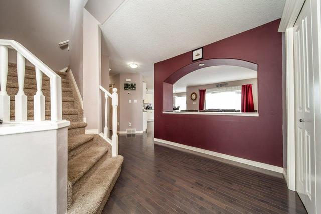 31 Briarwood Point, House detached with 4 bedrooms, 2 bathrooms and 6 parking in Stony Plain AB | Image 3