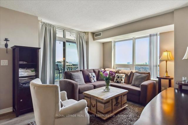 2803 - 3 Michael Power Pl, Condo with 2 bedrooms, 2 bathrooms and 1 parking in Toronto ON | Image 2