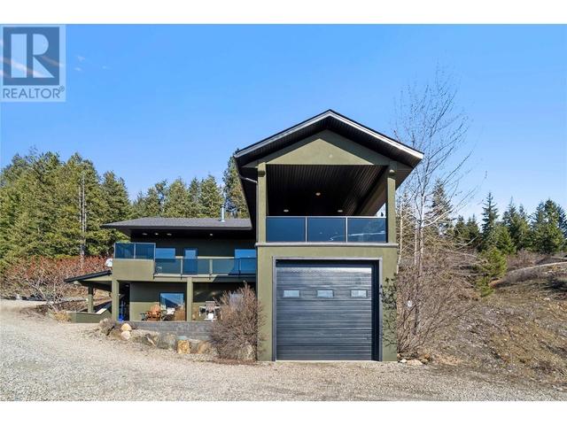 2711 Sun Ridge Place, House detached with 3 bedrooms, 3 bathrooms and 4 parking in Columbia Shuswap C BC | Image 47