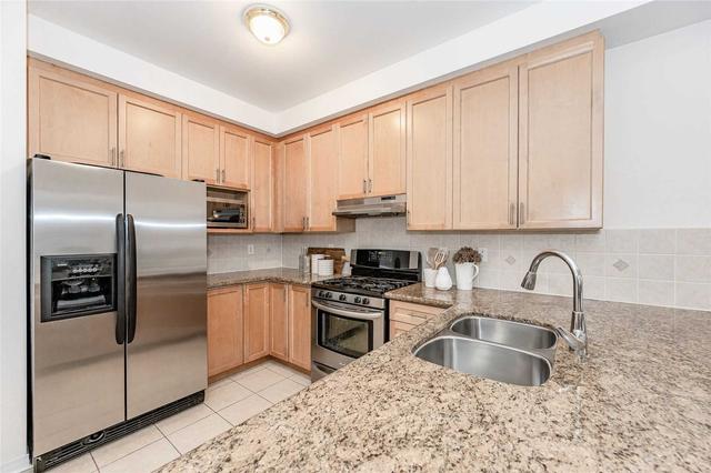3260 Cabano Cres, House detached with 4 bedrooms, 3 bathrooms and 4 parking in Mississauga ON | Image 2