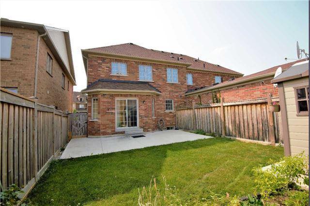 487 Grant Way, House semidetached with 3 bedrooms, 4 bathrooms and 3 parking in Milton ON | Image 19