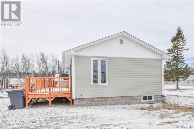 4906 - 11 Route, House detached with 2 bedrooms, 1 bathrooms and null parking in Tracadie NB | Image 8