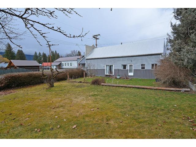 124 Lake Avenue, House detached with 3 bedrooms, 2 bathrooms and null parking in Silverton BC | Image 28