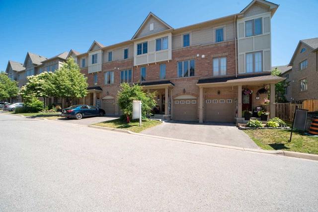 30 - 19 Cailiff St, Townhouse with 3 bedrooms, 3 bathrooms and 2 parking in Brampton ON | Image 12