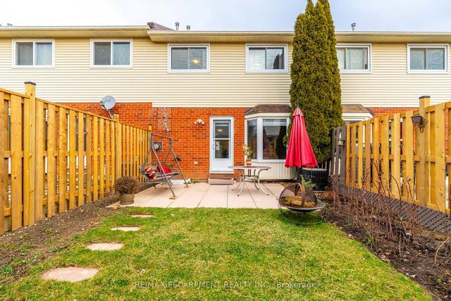 145 Dicenzo Dr, House detached with 3 bedrooms, 3 bathrooms and 3 parking in Hamilton ON | Image 34
