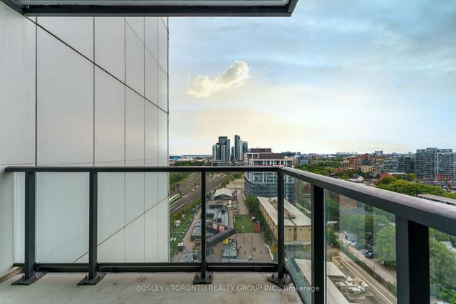 1507 - 27 Bathurst St, Condo with 2 bedrooms, 2 bathrooms and 1 parking in Toronto ON | Image 19