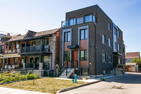 4 - 340 Wallace Ave, Townhouse with 3 bedrooms, 2 bathrooms and 1 parking in Toronto ON | Card Image