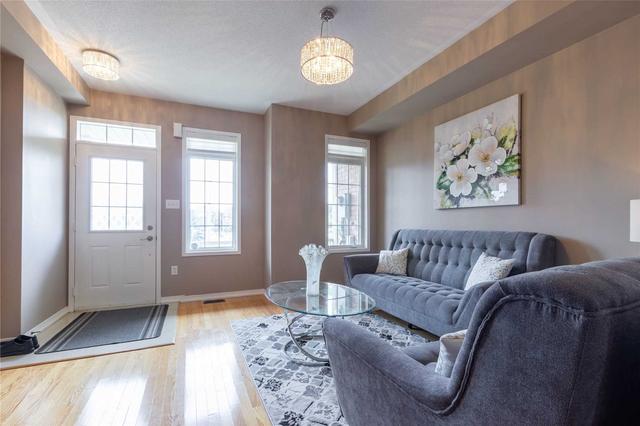 229 Isaac Devins Blvd, House attached with 3 bedrooms, 3 bathrooms and 1 parking in Toronto ON | Image 12