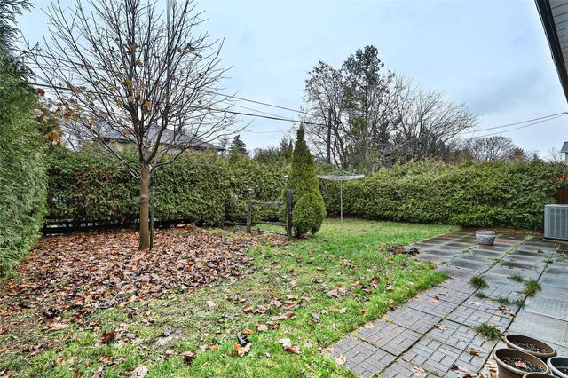 70 Alpaca Dr, House detached with 3 bedrooms, 2 bathrooms and 4 parking in Toronto ON | Image 25