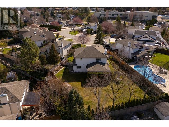 2955 Ridge Place, House detached with 5 bedrooms, 2 bathrooms and 6 parking in West Kelowna BC | Image 30