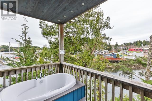 809 - 1971 Harbour Dr, Condo with 1 bedrooms, 1 bathrooms and 1 parking in Ucluelet BC | Image 5