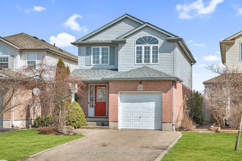 520 Chesapeake Cres, House detached with 3 bedrooms, 4 bathrooms and 5 parking in Waterloo ON | Card Image