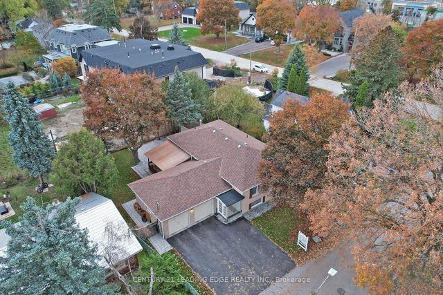 16 Milne Lane, House detached with 3 bedrooms, 5 bathrooms and 7 parking in Markham ON | Image 1
