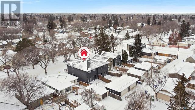 515 2nd Street E, House semidetached with 4 bedrooms, 4 bathrooms and null parking in Saskatoon SK | Image 45