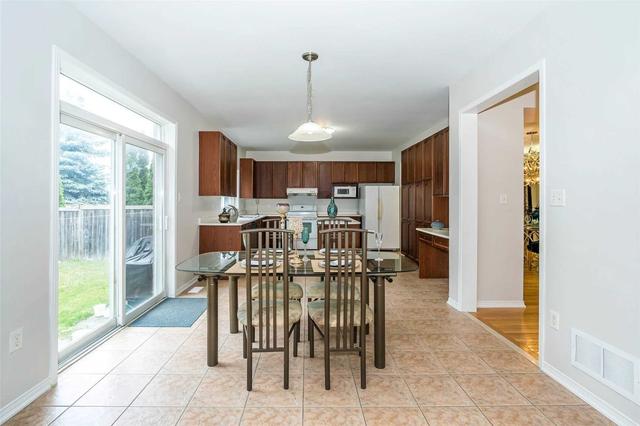 6 Peacock Cres, House detached with 5 bedrooms, 5 bathrooms and 6 parking in Ajax ON | Image 5