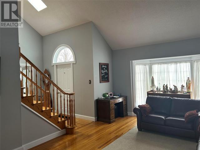 4 Kelly Crescent, House detached with 3 bedrooms, 2 bathrooms and null parking in Placentia NL | Image 4