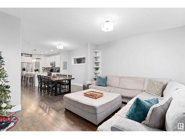9218 154 St Nw, House detached with 4 bedrooms, 3 bathrooms and 4 parking in Edmonton AB | Image 10