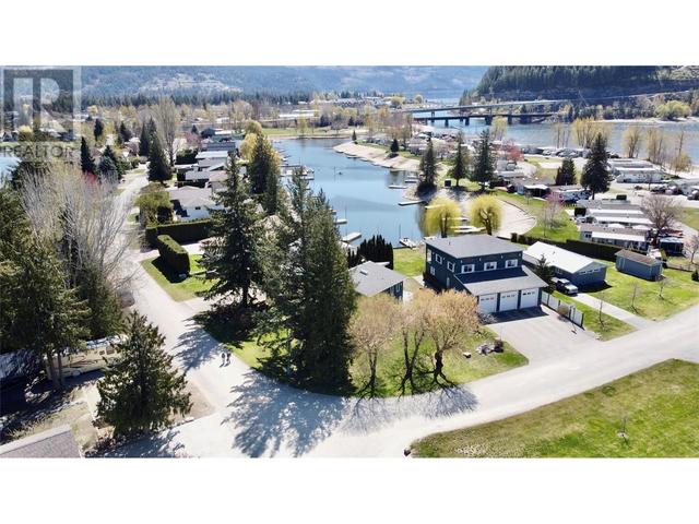 1448 Silver Sands Road, House other with 3 bedrooms, 2 bathrooms and 10 parking in Sicamous BC | Image 62