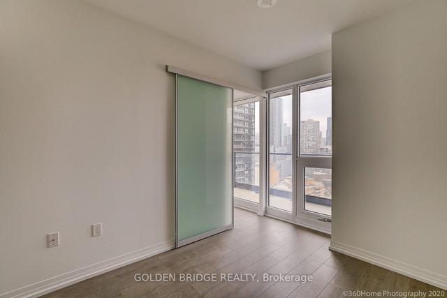 2410 - 251 Jarvis St, Condo with 3 bedrooms, 1 bathrooms and 1 parking in Toronto ON | Image 8