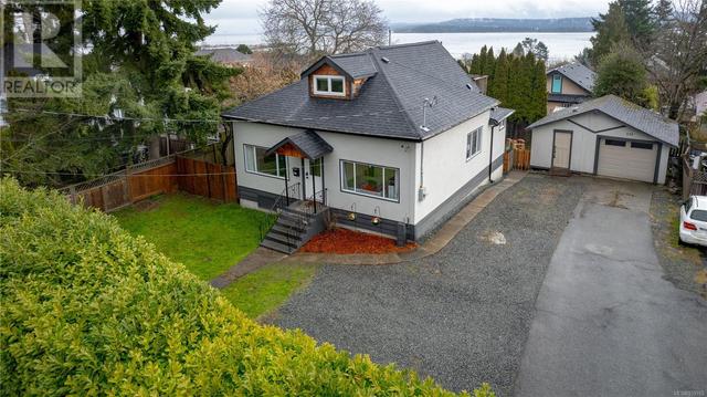 635 Haliburton St, House detached with 3 bedrooms, 2 bathrooms and 4 parking in Nanaimo BC | Image 3