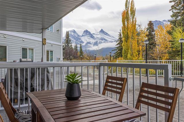 106 - 1080c Cougar Creek Drive, Condo with 2 bedrooms, 2 bathrooms and 1 parking in Kananaskis AB | Image 24