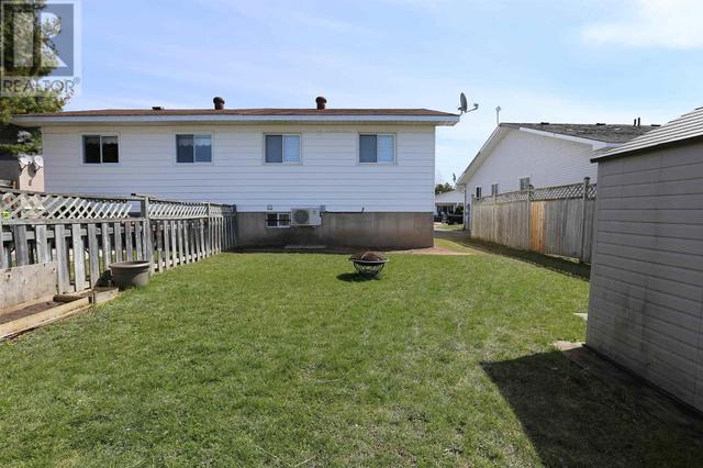 835 Cooper St, House semidetached with 3 bedrooms, 2 bathrooms and null parking in Sault Ste. Marie ON | Image 6