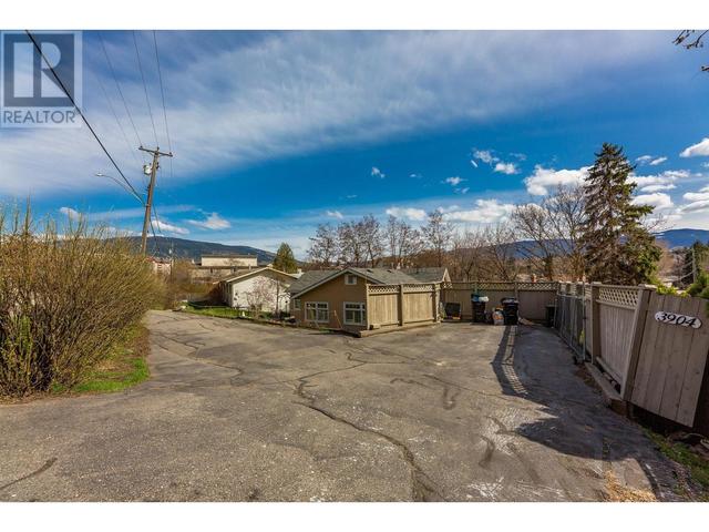 3904 32 Avenue, House detached with 4 bedrooms, 3 bathrooms and 4 parking in Vernon BC | Image 29