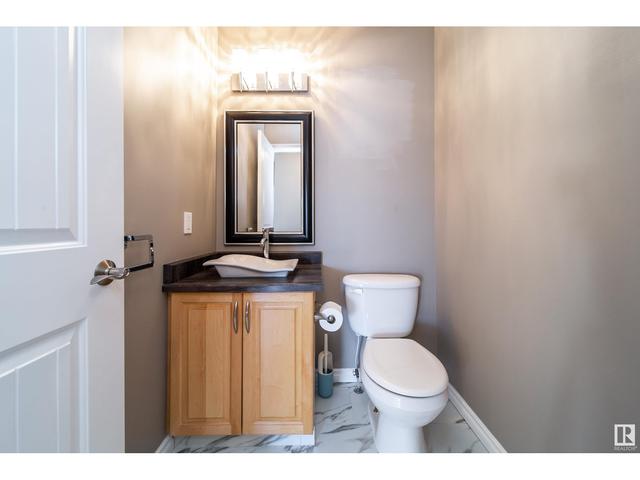 7915 3 Av Sw, House detached with 3 bedrooms, 3 bathrooms and null parking in Edmonton AB | Image 18